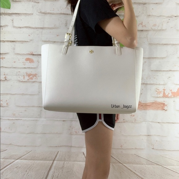 Tory Burch Emerson Buckle Tote - Picture 5 of 8